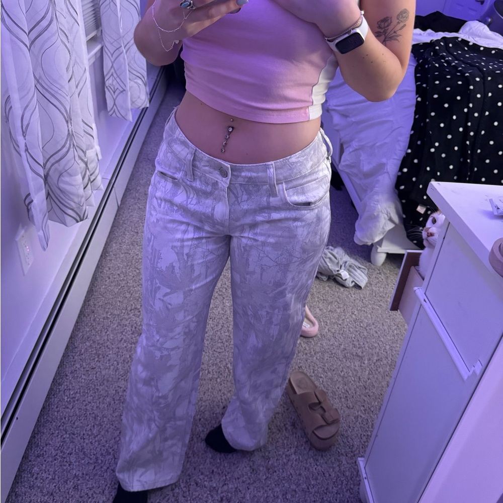 Abercrombie camo jeans